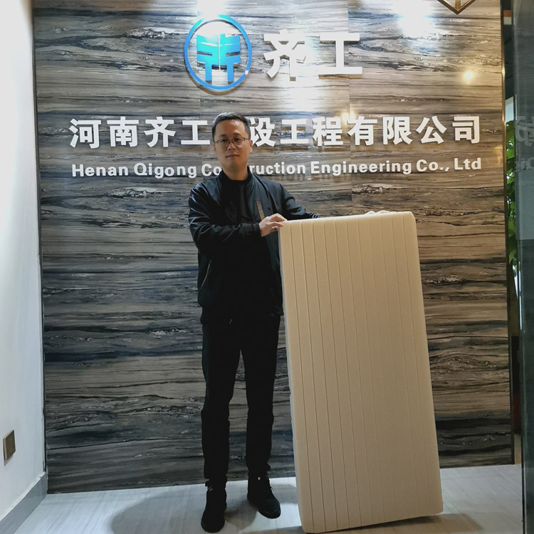 聚苯板外保溫工程